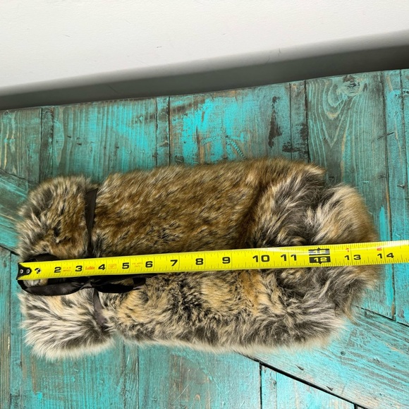 Pottery Barn Faux Fur Wine Bag Brown NWT Brand New - Picture 8 of 9